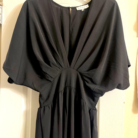 SO OVER LOVE SONGS V-NECK BLACK JUMPSUIT - Picture 4 of 6